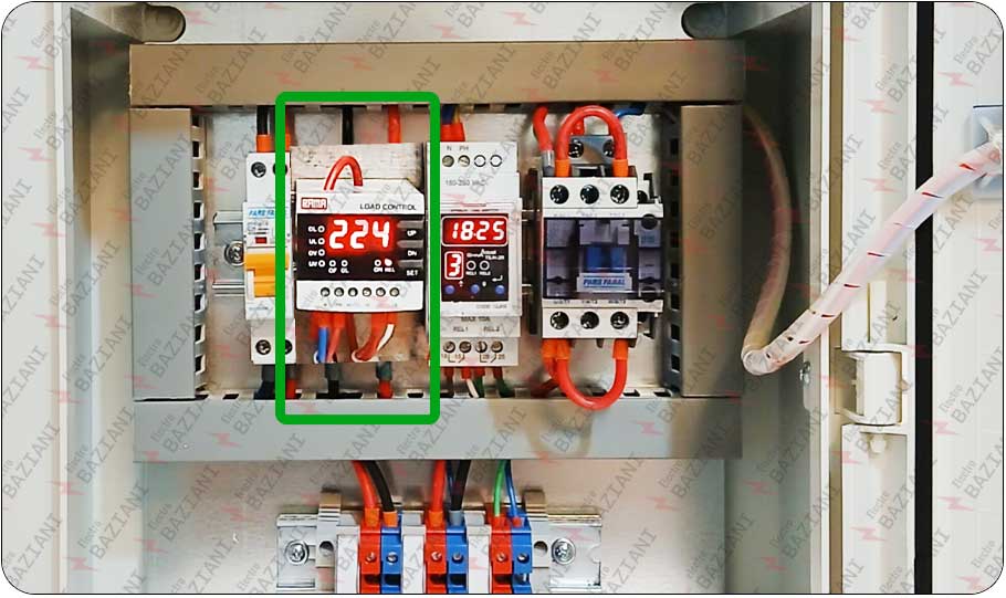 تصویر کنترل فازبار دیجیتال تابلو برق آبیاری قطرهای با محافظ برق پیشرفته QHSD1P
